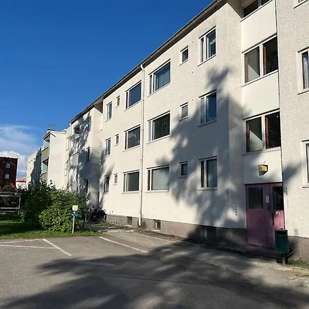 Apartment Keskusta-asunto 52 M2, Kauppakeskuksen Vieressae