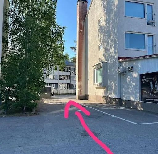 Keskusta-asunto 52 M2, Kauppakeskuksen Vieressae * Hyvinkää